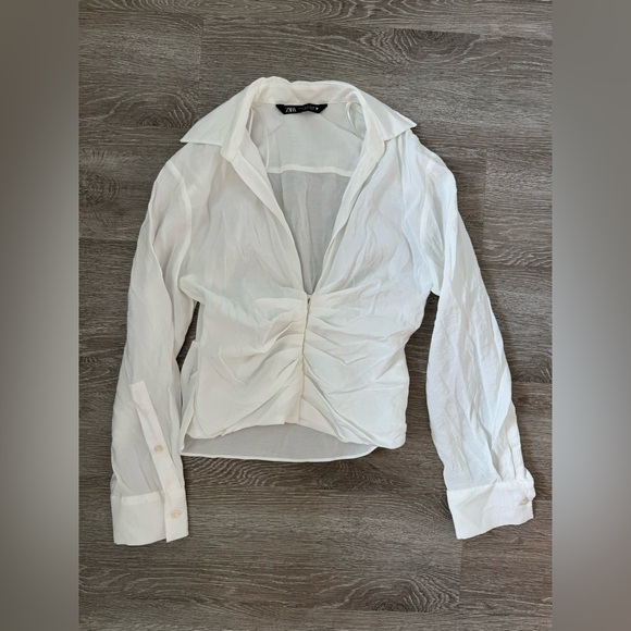 Zara EUC Ruched V-Neck White Blouse Top Size S Lightweight Collared Long Sleeve - Picture 10 of 12